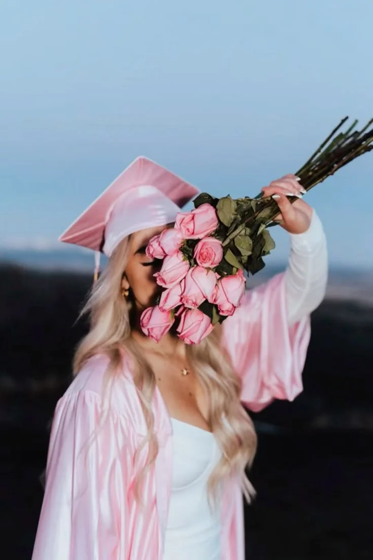 17 Best Graduation Picture Ideas You’ll Want to Recreate