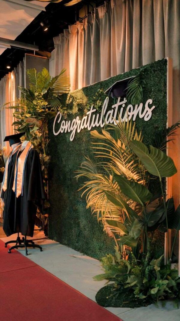 Graduation-backdrop-ideas