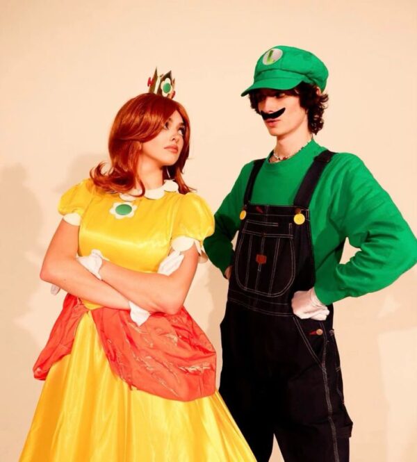 couple-halloween-costumes