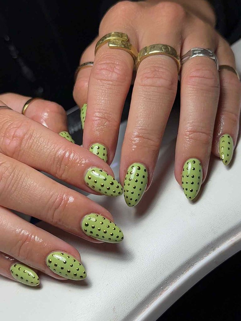 green-nail-designs